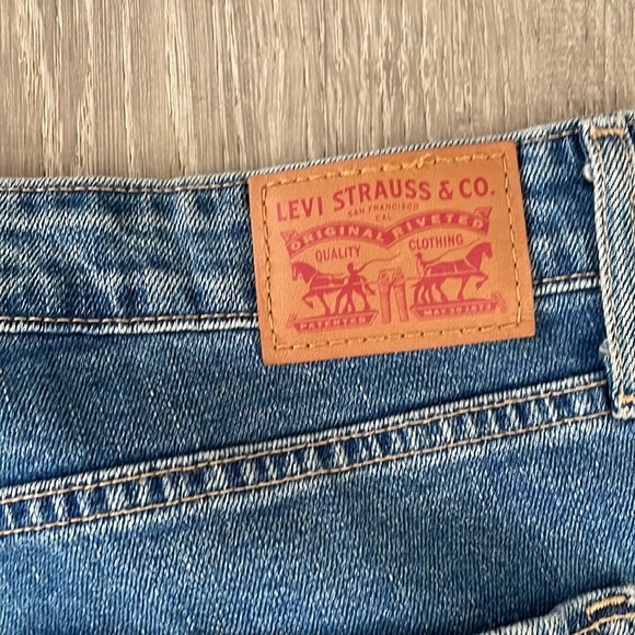 Levi 721 High Rise Skinny - Picture 5 of 5